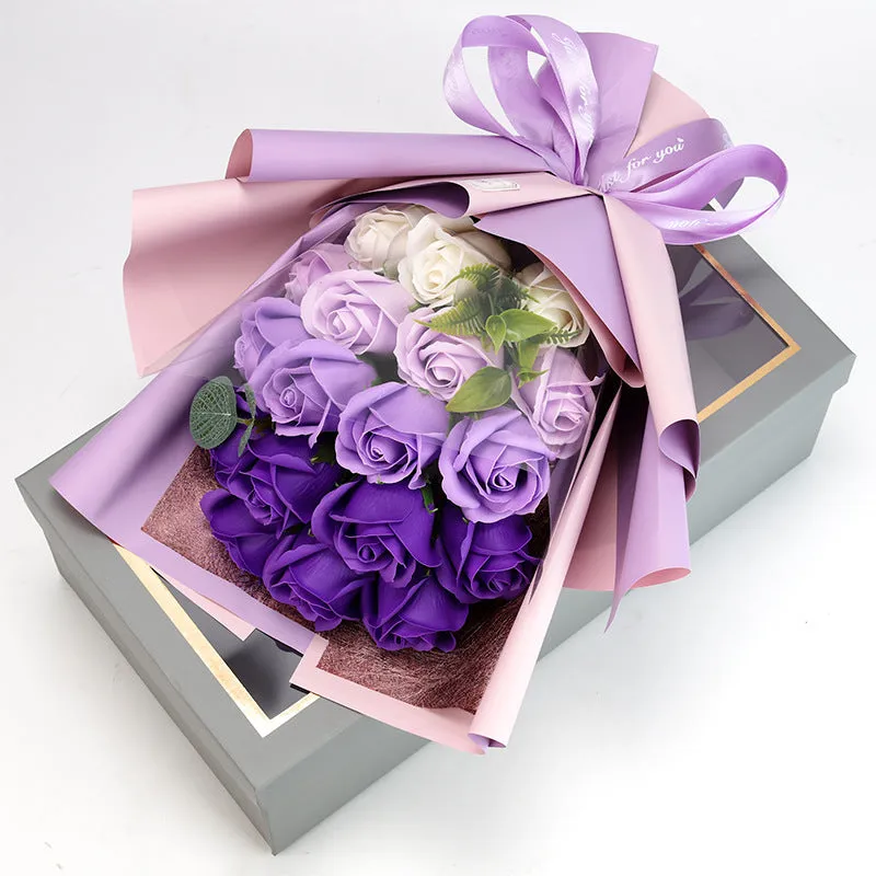 18 Forever Rose Gift Box