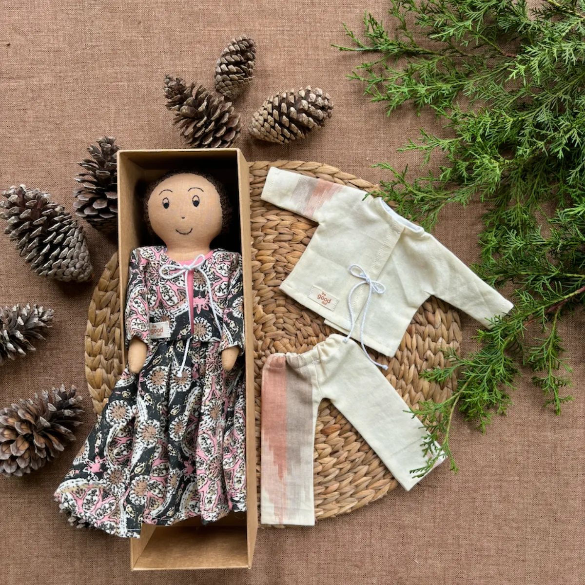 Fabric Dolls, Play Set, POMPA