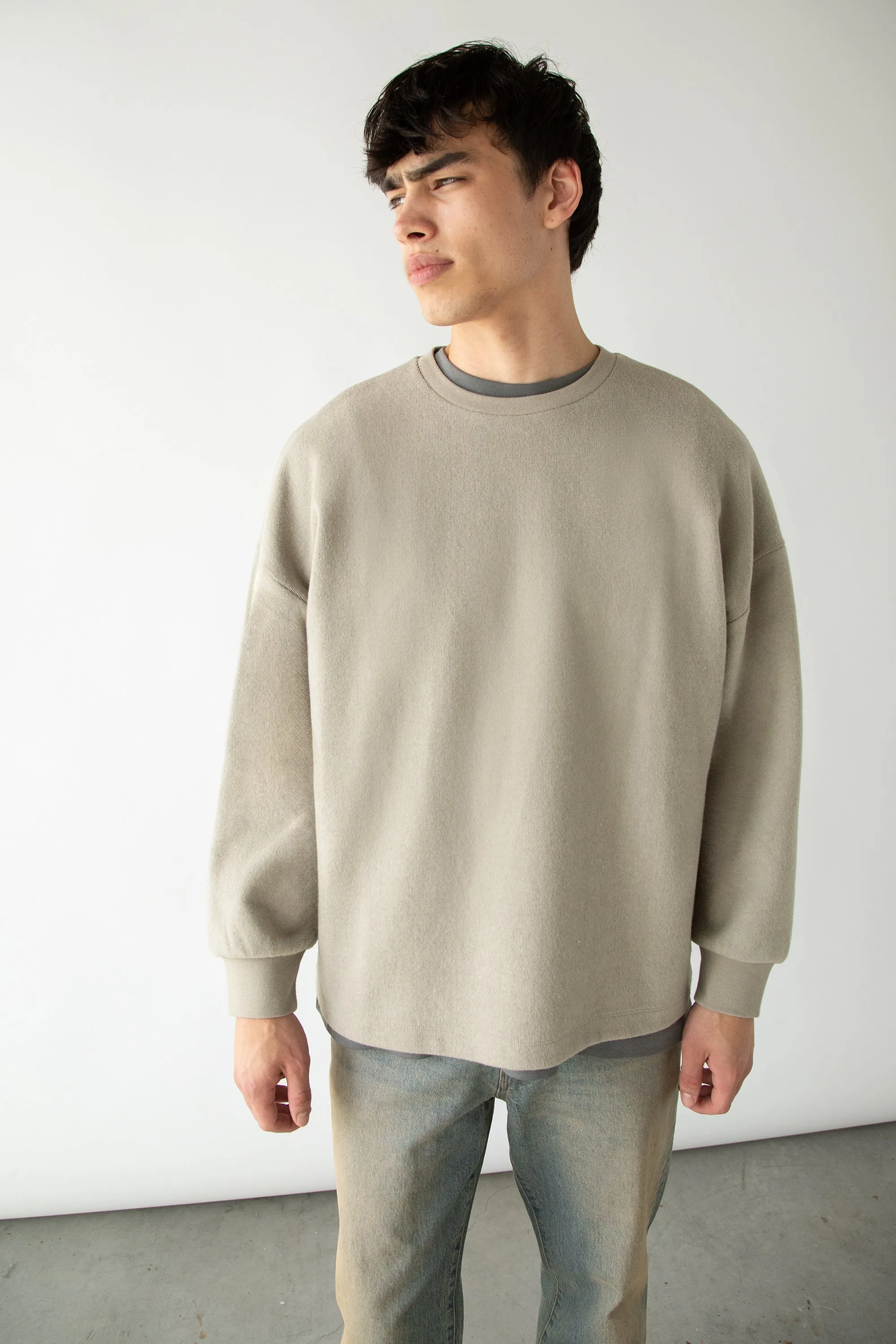 KNIT CREWNECK TOP