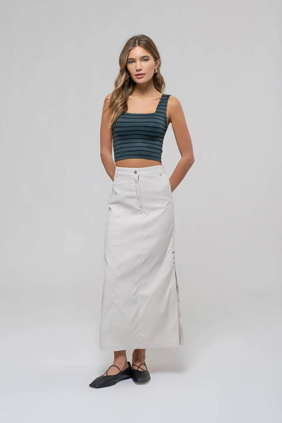 STRIPE SQUARE NECK SLEEVELESS KNIT CROP TOP